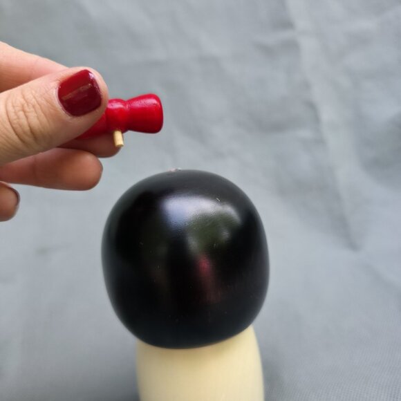 Japanese Woody Craft Wooden Doll Blossoms MADE IN JAPAN Red Bow Kokeshi - Picture 6 of 9